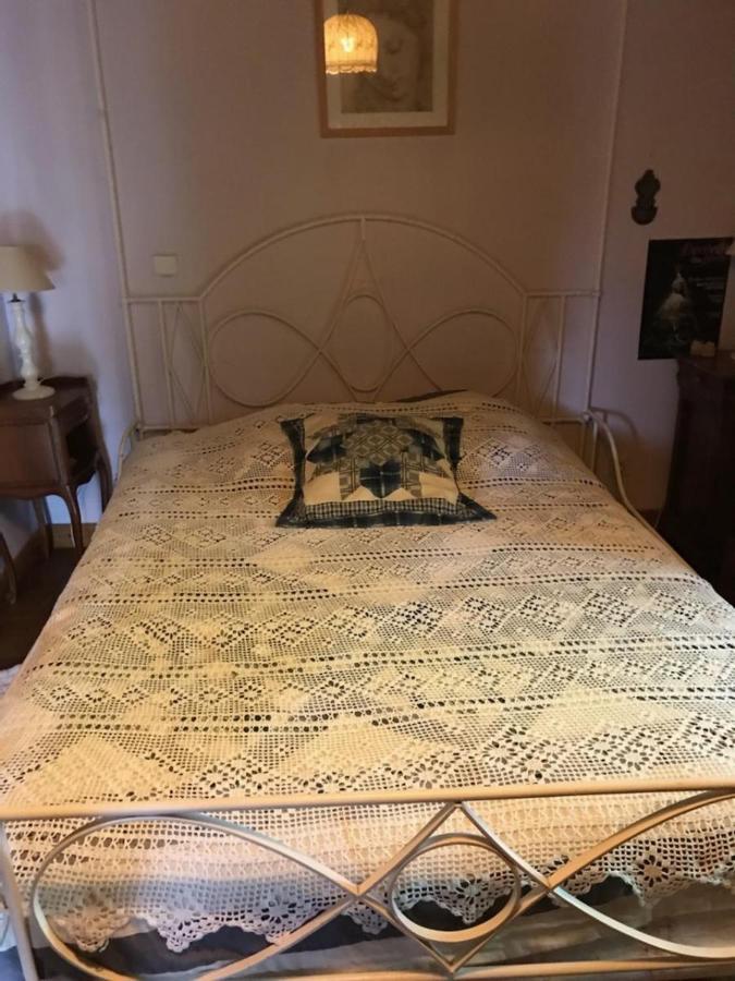 Готель La Maison D Helene Cambes  Екстер'єр фото
